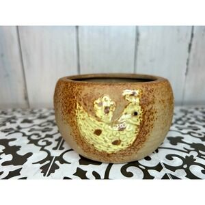 Handmade Ceramic Bird Bowl – Rustic Speckled Stoneware Trinket Dish